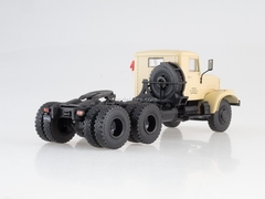 KRAZ-258 tractor beige 1:43 DeAgostini Auto Legends USSR Trucks #17