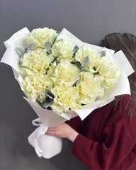 Букет из 9 французских роз сорта «Мондиаль» (Эквадор 60 см)