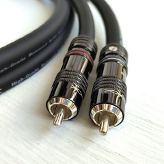 DAXX R109 Аудио кабель из посребренной монокристаллической меди 2х0,75мм2. High Grade. D=9mm