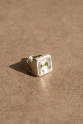 Кольцо Квадрат 2.0 с хризолитом