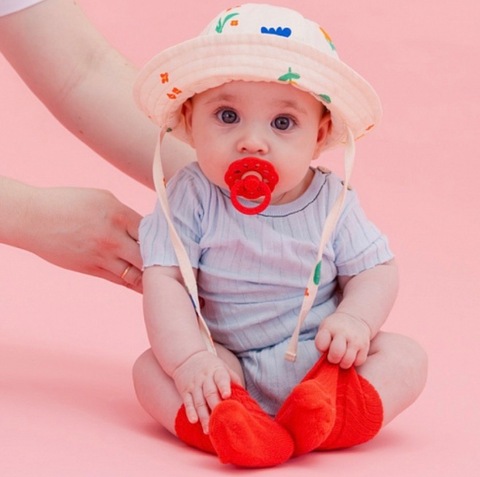 Пустышка латексная BIBS Boheme - Candy Apple, 6-18 месяцев