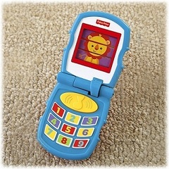 Fisher Price Дружелюбный телефон-раскладушка (Y6979)