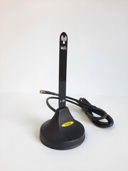 Триада- 2430antenna.ru. Антенна WiFi круговая на магнитном основании