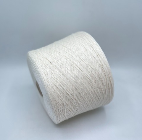 Millefili (пр.Италия). art- Raffaello 2/28 1400м/100гр, 70% Меринос, 20% Шелк, 10% Кашемир, цвет-Молочный(242/935), арт.35103