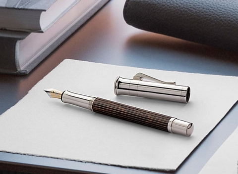 Ручка перьевая Graf von Faber-Castell Classic Grenadill, M (145520)