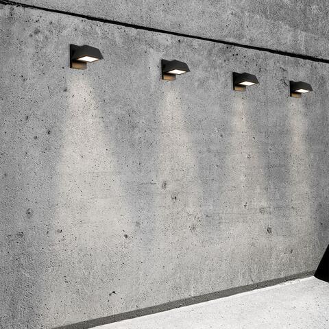 Уличный настенный светодиодный светильник Favourite Trapezium 4301-1W