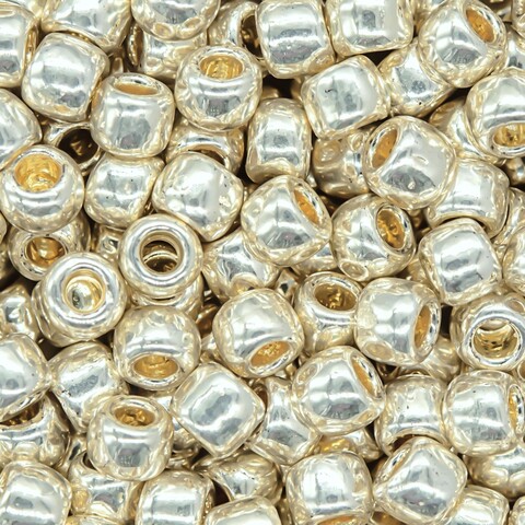 Японский бисер TOHO Round 6/0 (№PF558), непрозрачный глянцевый с металлическим блеском