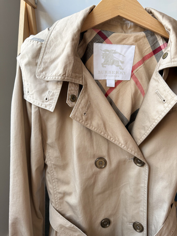 Плащ Burberry, 152