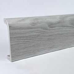 Плинтус ПЛ 16 Выбеленный дуб