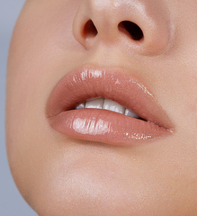 LuxVisage Блеск для губ Glass Shine тон 10