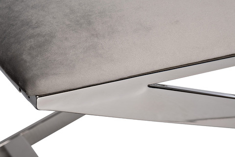 Банкетка велюровая Garda Decor светло-серая с хромированными ножками