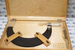 Микрометр резьбовой МВМ- 200 (175-200мм.) Ц/д 0,01мм. ГОСТ 4380-63 (Уценка)