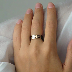 10268k-kolco-iz-kauchuka-s-zolotoj-vstavkoj