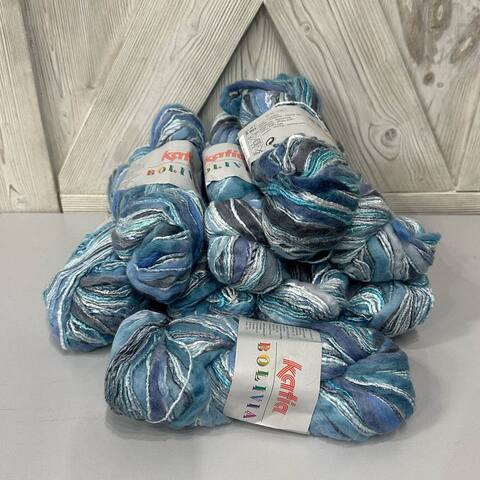 GARAGE SALE — Katia Bolivia - 77 1000г