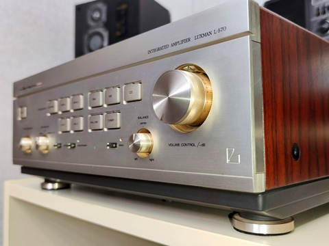 LUXMAN L-570