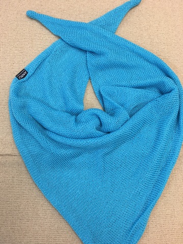 Треугольный шарф-косынка (светло-бирюзовый)