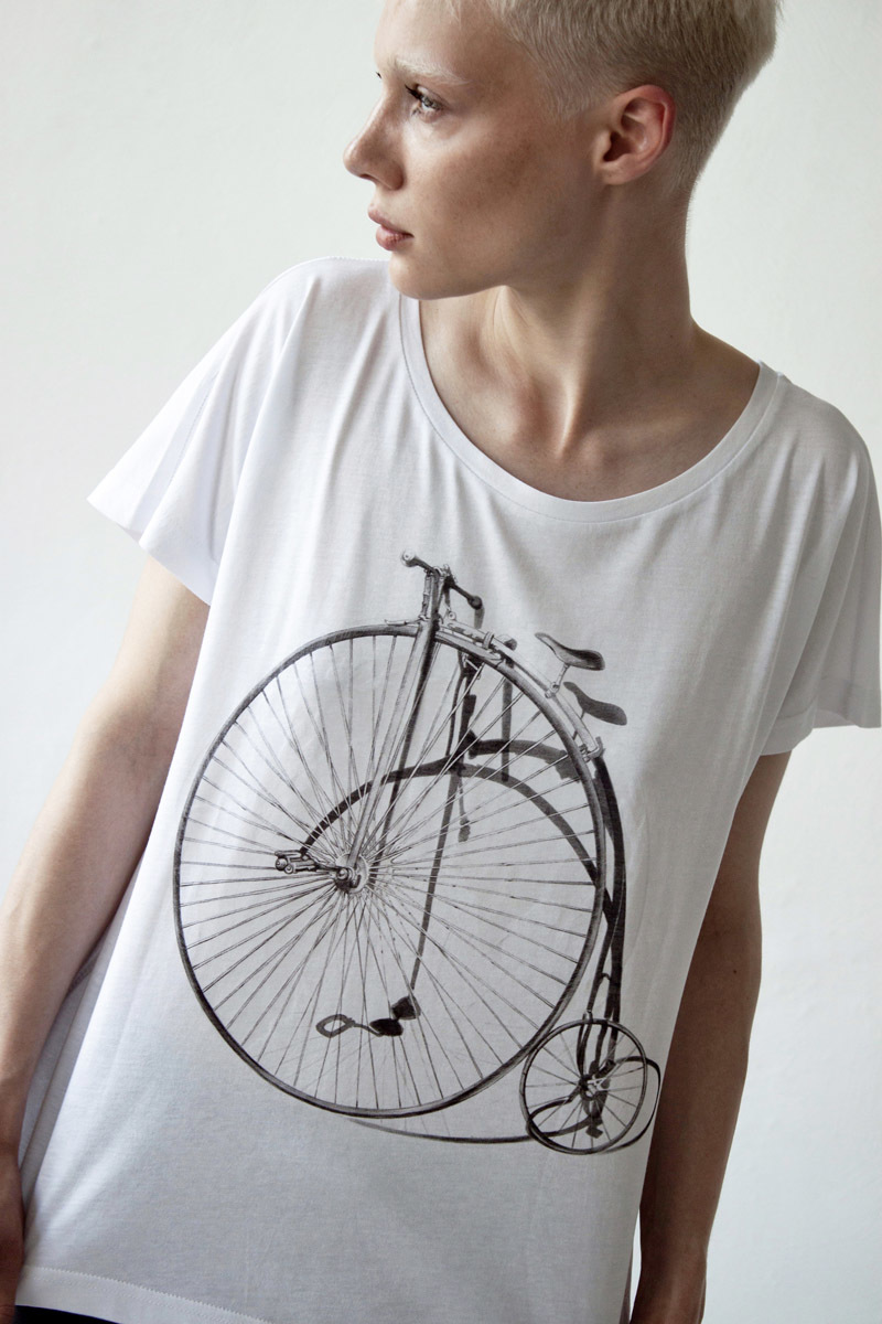 Женская футболка «Ретро-велосипед»