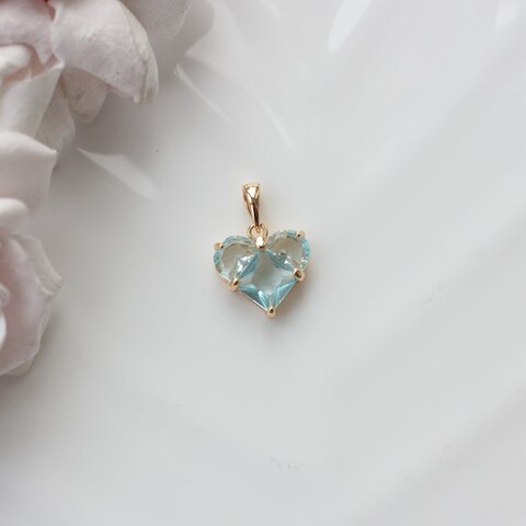 Подвеска Сердце с бледно-голубым фианитом, 14 мм, позолота, П512