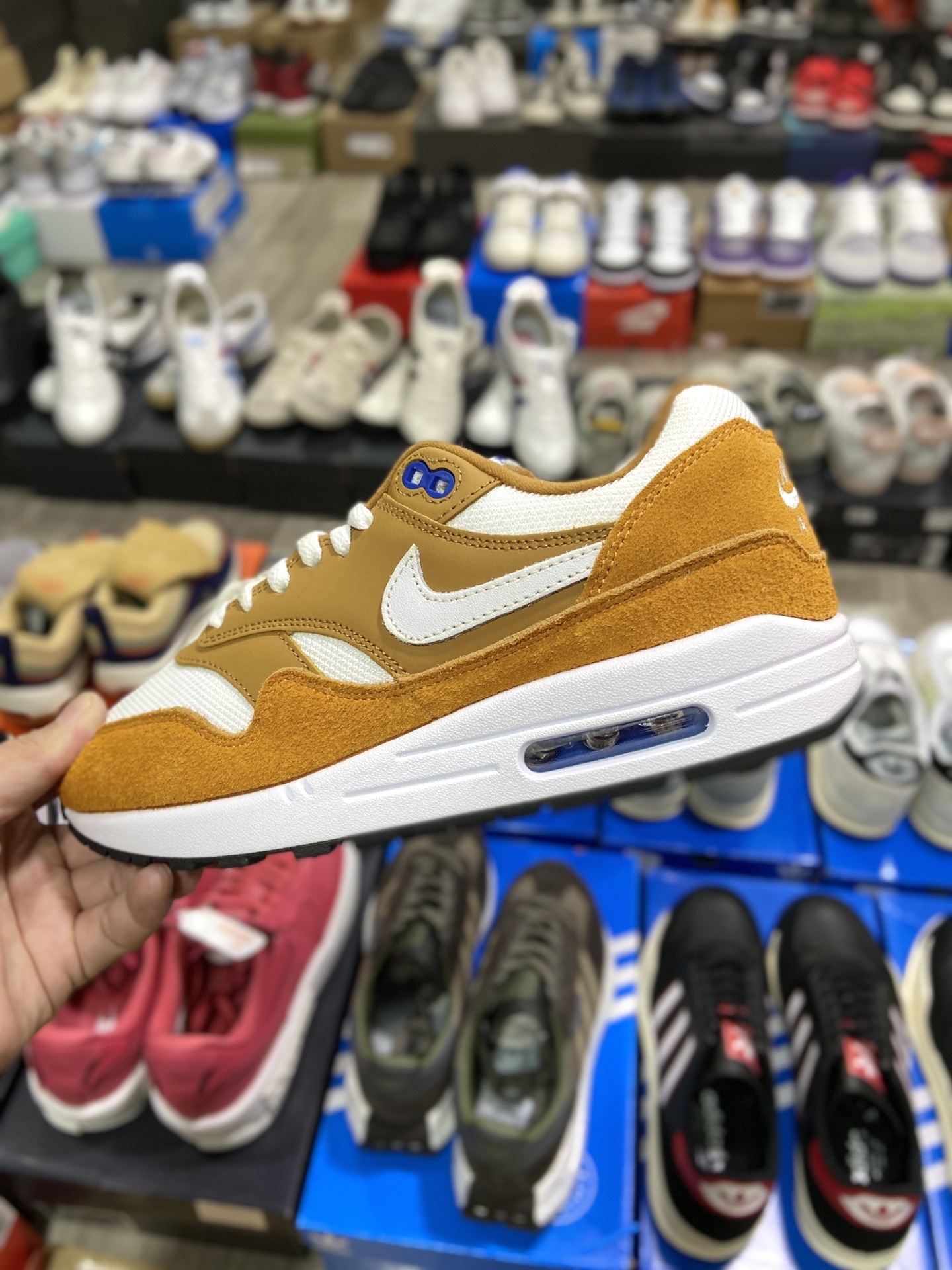 Nike curry air max 1 sale