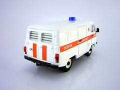 UAZ-3741 van Ambulance Medical Assistance (plastic painted) 1:43 Agat Mossar Tantal