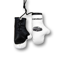 Перчатки боксерские комбинированные "Chevroletавто", белые с черным