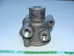 Корпус термостата дв.ЗМЗ-409 Е-2