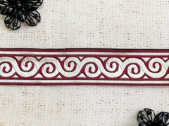 Тесьма жаккард, ш. 3,5 см, бордовый с бежевым