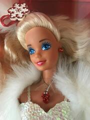 Кукла Барби коллекционная Barbie 1989 Happy Holidays (значительные повреждения упаковки)
