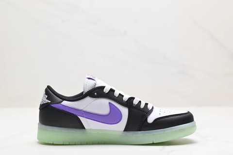 Air Jordan 1 Low OG 'Black Raspberry' 