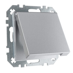 Розетка с/з + мон.пруж с крышкой IP44 IKL 16-208-01 E/Mt серебро