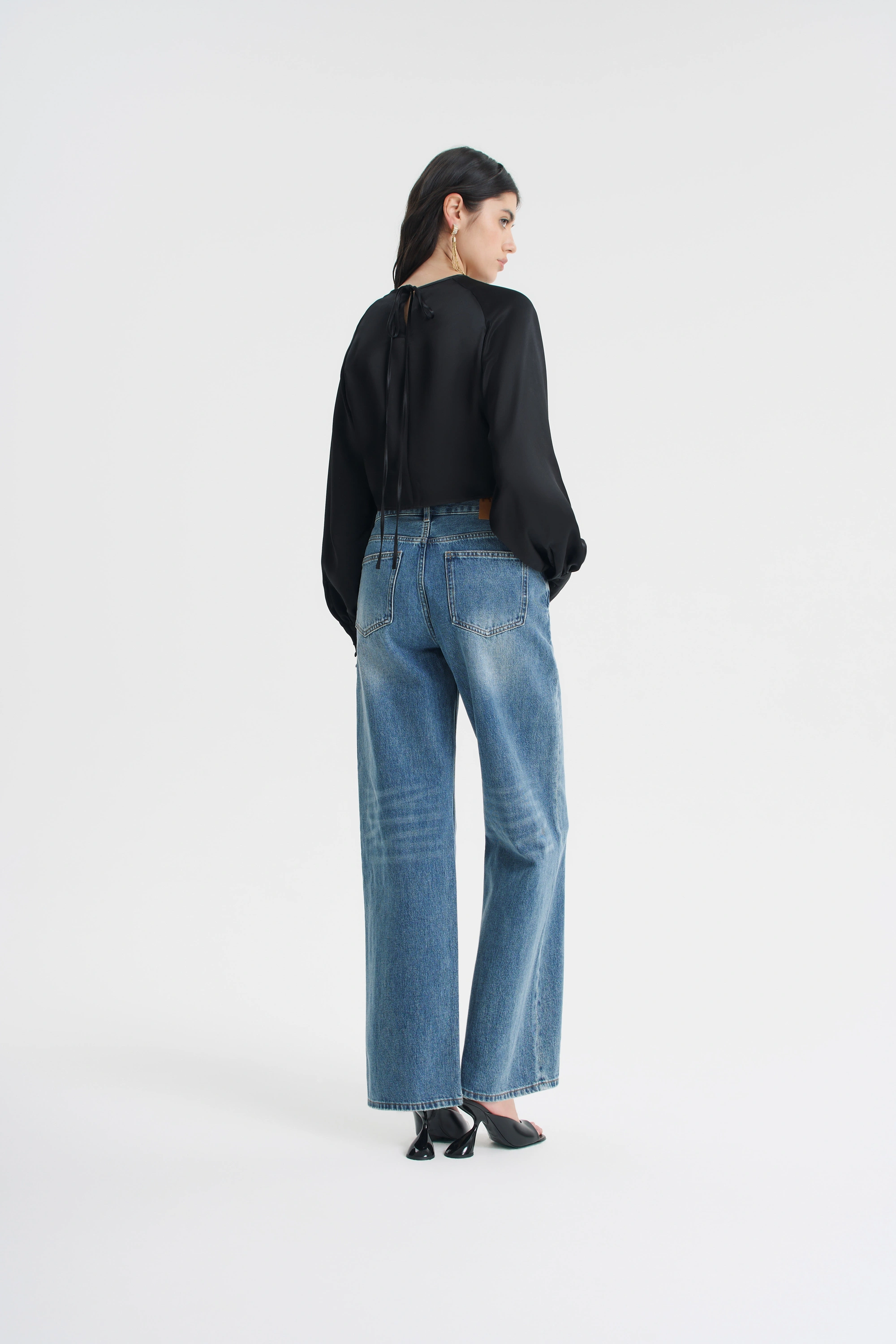 Блуза укороченная