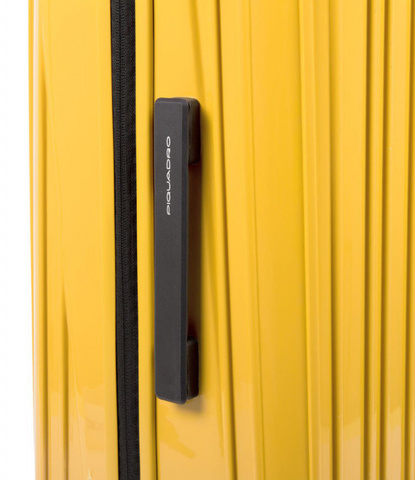Чемодан Piquadro SEEKER POP жёлтый BV5028SK70/G 46x69x27см 76.5л. 3.84кг.