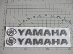 Наклейки Yamaha серебро 15см