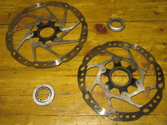 Тормозные диски SHIMANO SM-RT10 Center Lock 180mm  и 160 мм