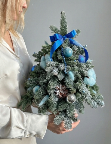 Новогодняя елка из датской ели (голубая)