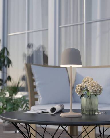 Аккумуляторная настольная лампа Eglo MANNERA 900461