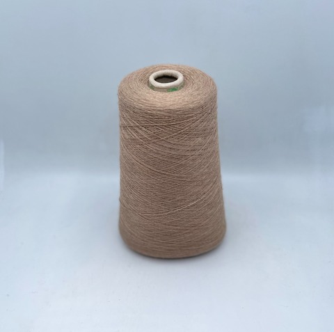 Бобинная пряжа (пр.Италия),1800м/100гр, 50% шерсть, 50% акрил, цвет-Грецкий орех, арт.31856