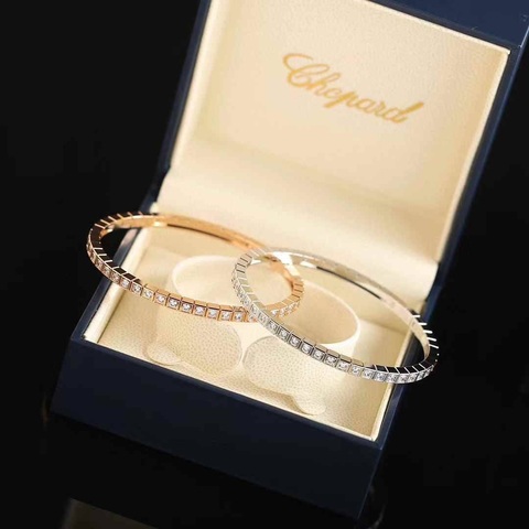 Браслет с камнями Chopard Ice Cube collection