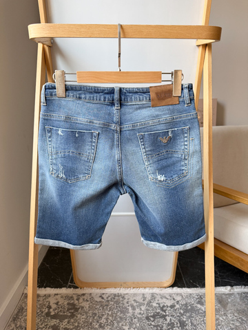 Новые шорты Armani, 140