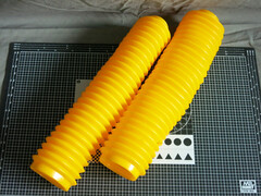 Гофры вилки мотоцикла Suzuki DR жёлтые 360мм
