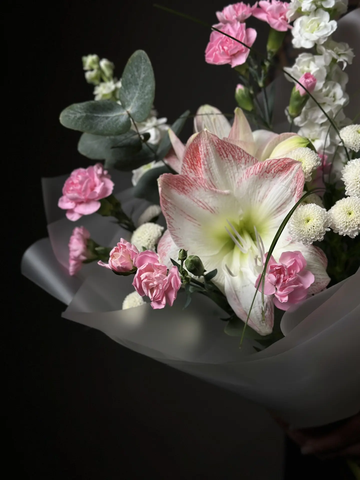 Сборный букет «Чистый стиль»