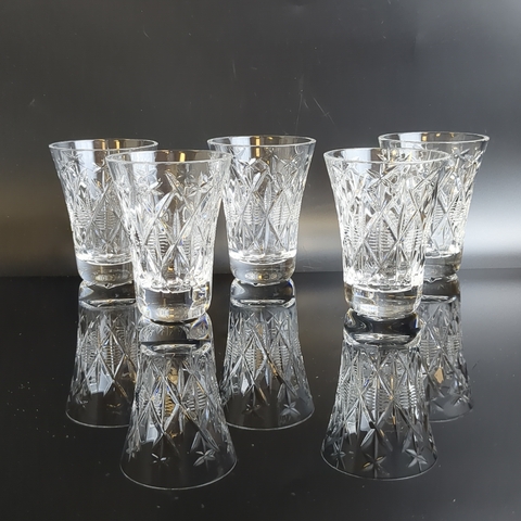 Стопки хрустальные набор из 5 штук, алмазная грань. геометрический орнамент, изящная резьба, винтаж СССР 1970-1990 гг