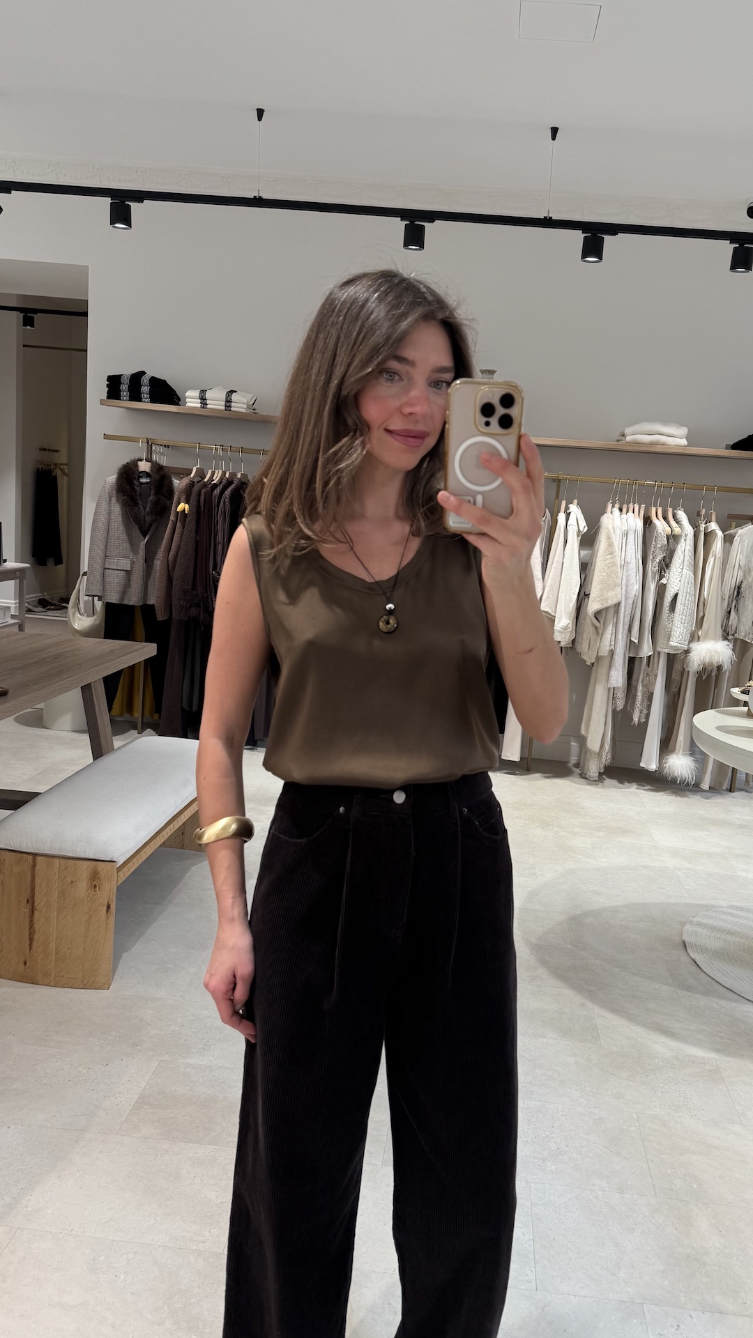 Топ из эластичной вискозы