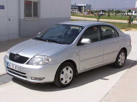 Чехлы на Toyota Corolla седан 2000–2007 г.в.