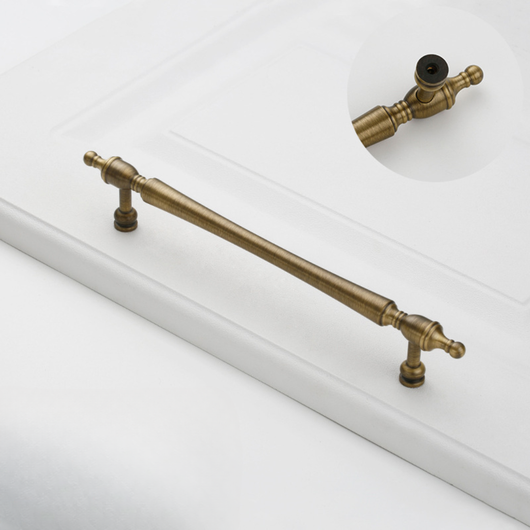 Мебельная ручка