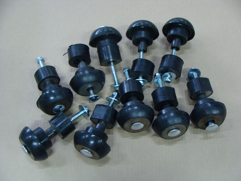 комплект крепления кузова УАЗ 3163 (10 шт. с болтами)  3162-5001018 КТ