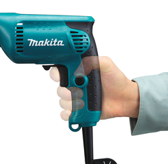 Дрель Makita 6413