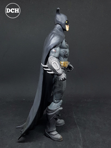 Фигурка Бэтмен Кроличья нора из игры Batman: Arkham City