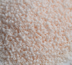 DB-1510 Opaque matte bisque white