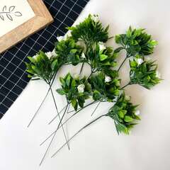 Розы искусственные пластиковые мини с зеленью, ветка 24 см., набор 10 веток.